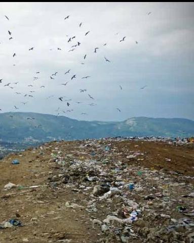 Αντιμέτωπη η Ελλάδα με νέα πρόστιμα για τις παράνομες χωματερές